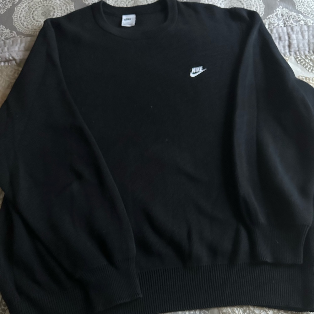 Nike Mens Classic Black Crew Neck Sweater